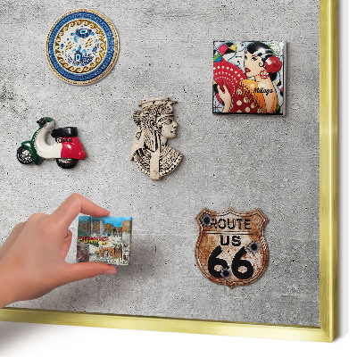 Tablero para imanes decorativo con marco dorado Patrón de hormigón