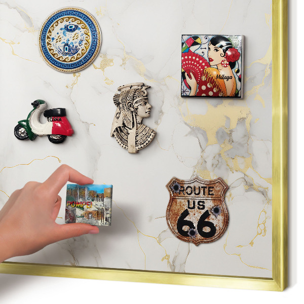Tablero para imanes decorativo con marco dorado Elegancia delicada