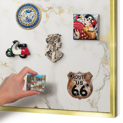Tablero para imanes decorativo con marco dorado Elegancia delicada
