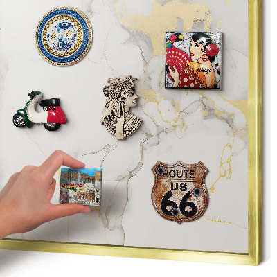 Tablero para imanes decorativo con marco dorado Elegancia delicada
