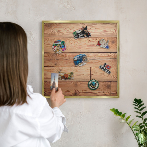 Pizarra magnética de pared en color oro Tablas de madera