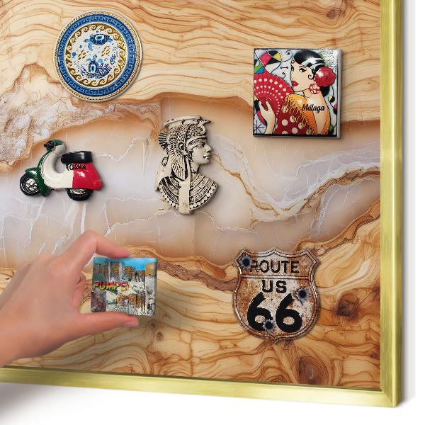 Tablero para imanes decorativo con marco dorado Elegancia de madera