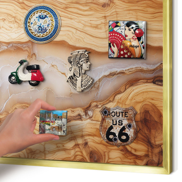 Tablero para imanes decorativo con marco dorado Elegancia de madera