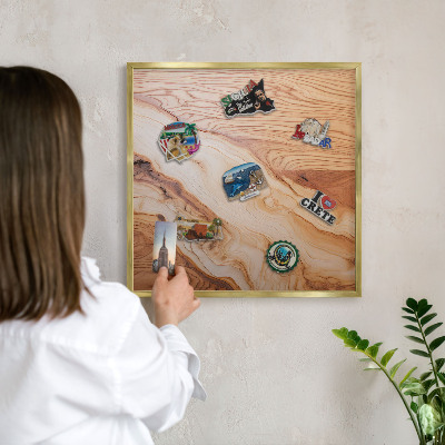 Pizarra magnética de pared en color oro Textura de madera