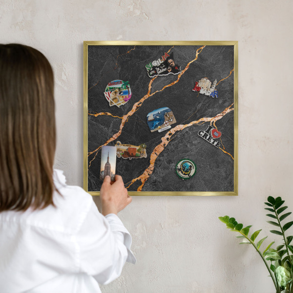 Tablero para imanes decorativo con marco dorado Cintas de mármol