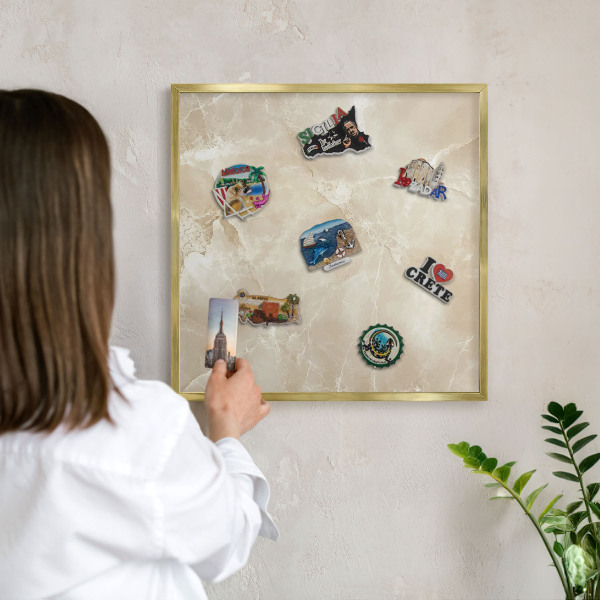 Pizarra magnética de pared en color oro Patrón de mármol