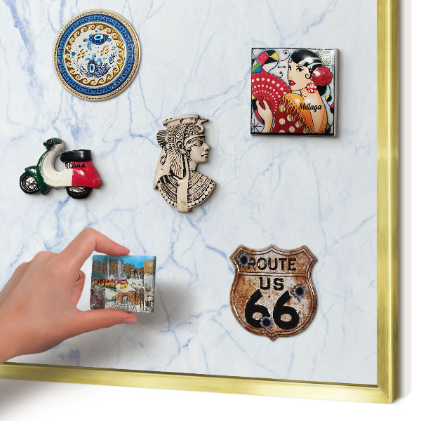 Pizarra magnética de pared en color oro Diseño de mármol