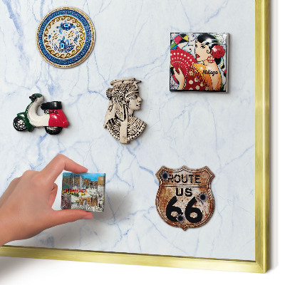 Pizarra magnética de pared en color oro Diseño de mármol