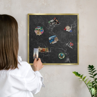 Pizarra magnética de pared en color oro Mármol negro