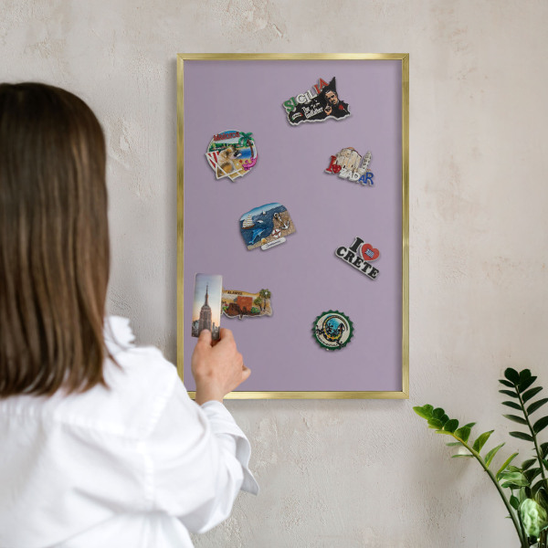 Pizarra magnética de pared en color oro Morado lila