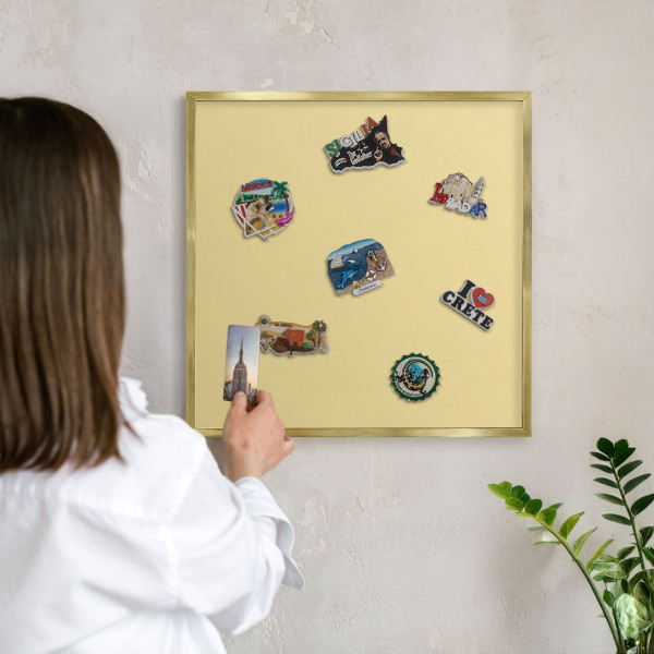 Pizarra magnética de pared en color oro Amarillo cremoso