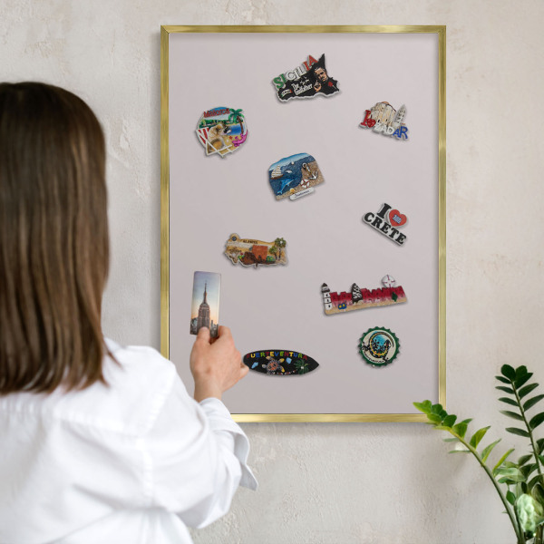 Tablero para imanes decorativo con marco dorado Gris ceniza
