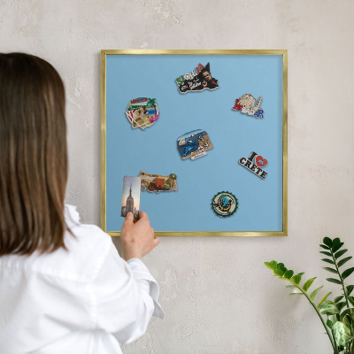 Tablero para imanes decorativo con marco dorado Color azul