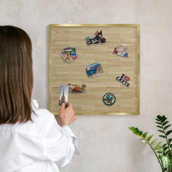 Pizarra magnética de pared en color oro Textura de madera