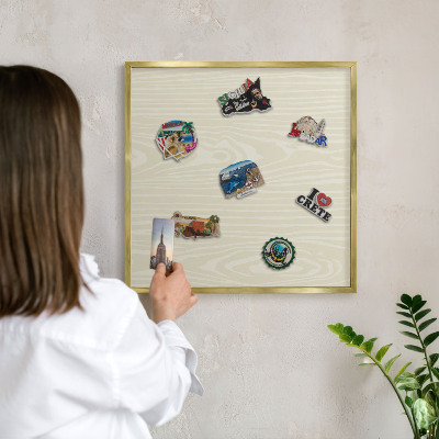 Tablero para imanes decorativo con marco dorado Grano beige
