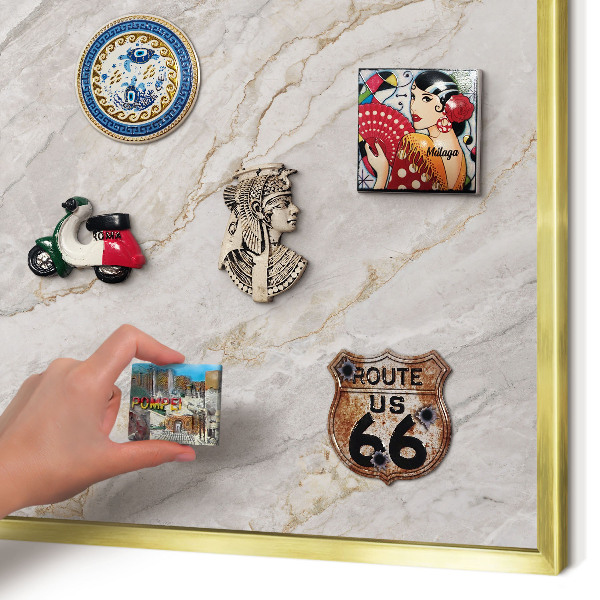 Pizarra magnética de pared en color oro Elegancia del mármol