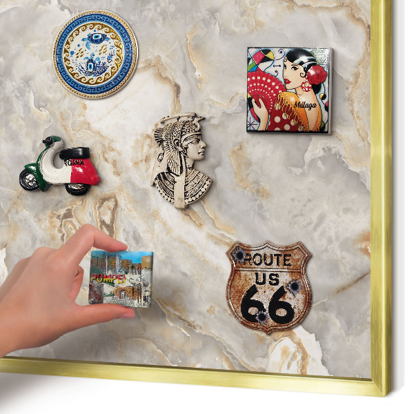 Pizarra magnética de pared en color oro Elegancia del mármol