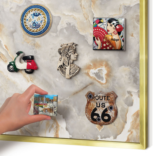 Pizarra magnética de pared en color oro Elegancia del mármol