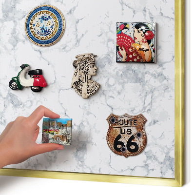 Pizarra magnética de pared en color oro Estética del mármol