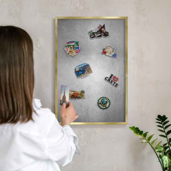 Tablero para imanes decorativo con marco dorado Superficie metálica