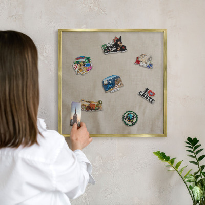 Tablero para imanes decorativo con marco dorado Beige tranquilo