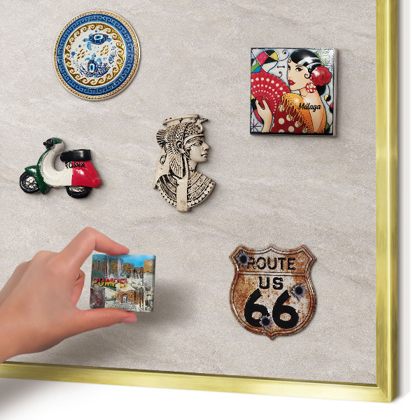Tablero para imanes decorativo con marco dorado Elegancia delicada