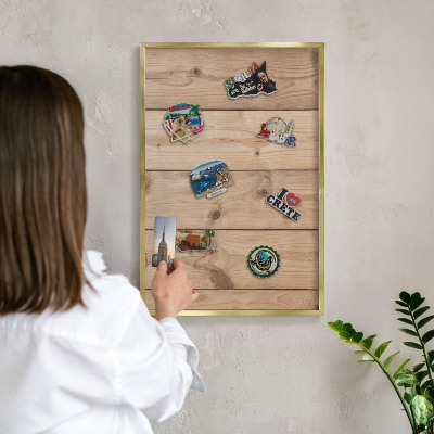 Pizarra magnética de pared en color oro Textura de madera