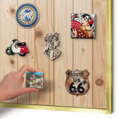 Tablero para imanes decorativo con marco dorado Patrón de madera