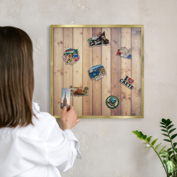 Pizarra magnética de pared en color oro Tablas de madera