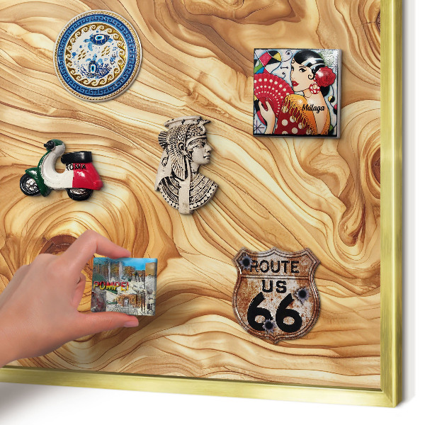 Tablero para imanes decorativo con marco dorado Textura de madera