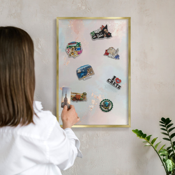 Tablero para imanes decorativo con marco dorado Armonía pastel