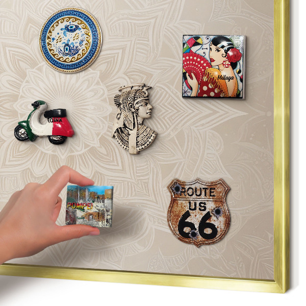 Pizarra magnética de pared en color oro Patrón de mandala