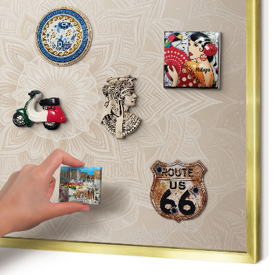Pizarra magnética de pared en color oro Patrón de mandala