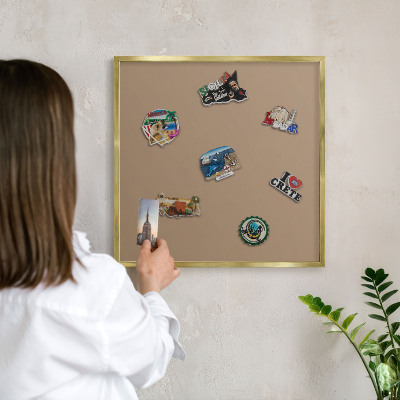 Pizarra magnética de pared en color oro Marrón claro cálido