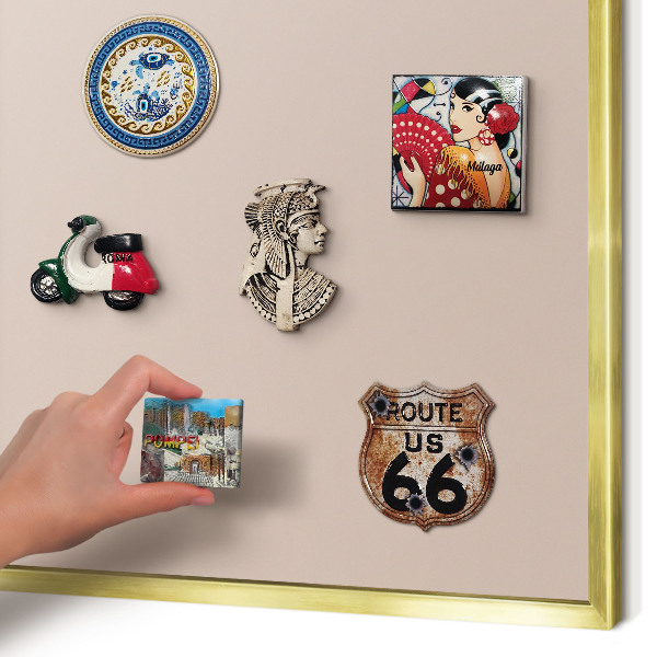 Tablero para imanes decorativo con marco dorado Rosa beige