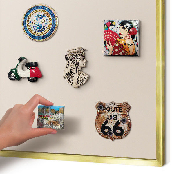 Tablero para imanes decorativo con marco dorado Beige cálido