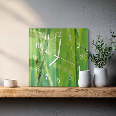 Reloj cuadrado Césped