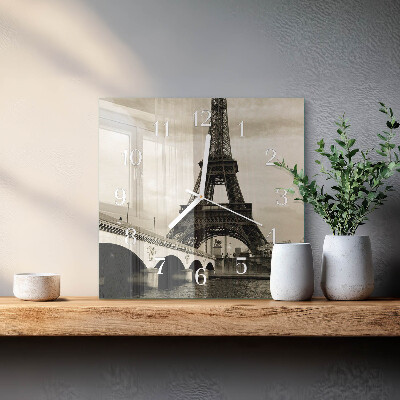 Reloj cuadrado París