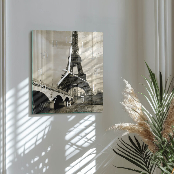 Reloj cuadrado París