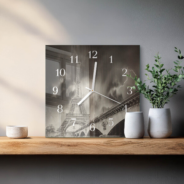 Reloj cuadrado París