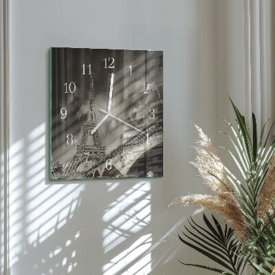 Reloj cuadrado París