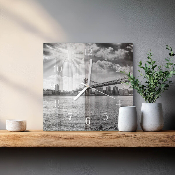 Reloj cuadrado Puente
