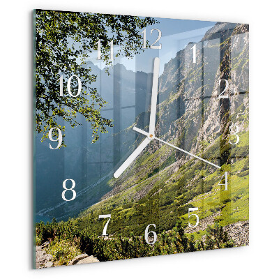 Reloj cuadrado montañas