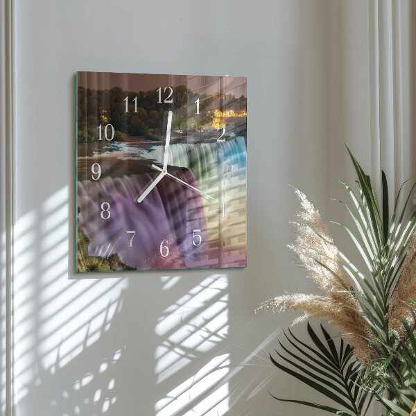 Reloj cuadrado Cascada