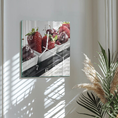 Reloj cuadrado fresas