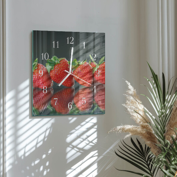 Reloj cuadrado fresas