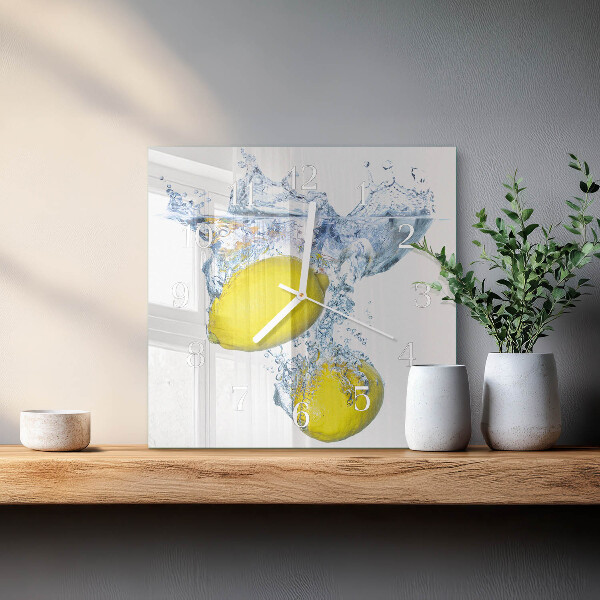 Reloj cuadrado Limones en agua