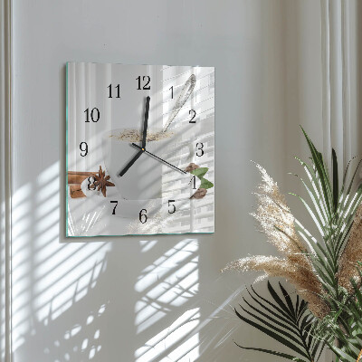 Reloj de vidrio Una taza de anís