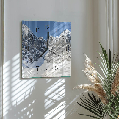 Reloj de vidrio Invierno en las montañas