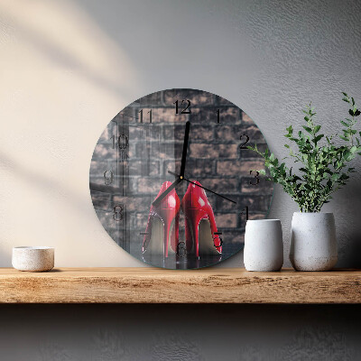 Reloj de pared redondo tacones altos rojos